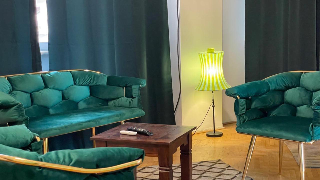 Terrace Balcony Downtown Delight Old Town Oasis City Center Universitate Square Old Town 布加勒斯特 外观 照片