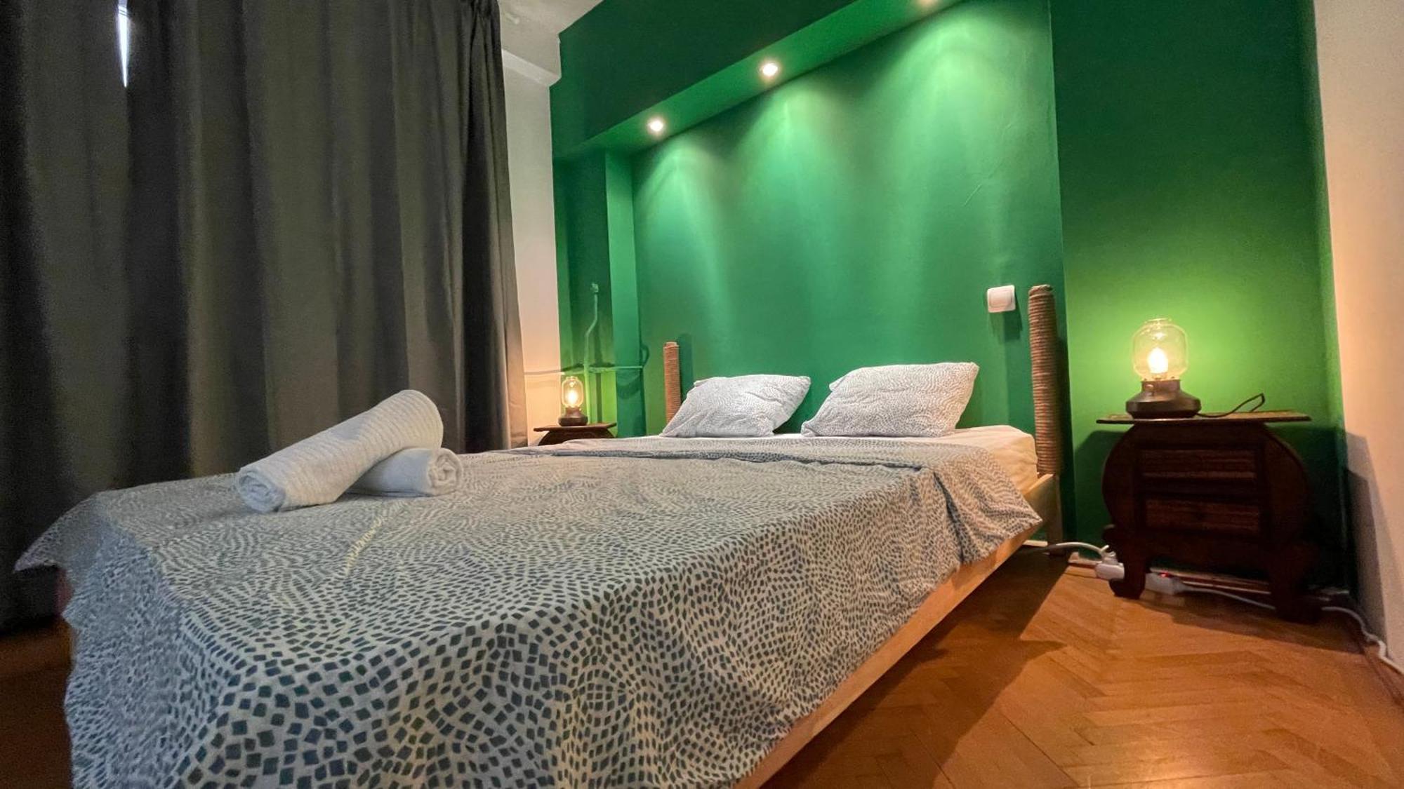 Terrace Balcony Downtown Delight Old Town Oasis City Center Universitate Square Old Town 布加勒斯特 外观 照片